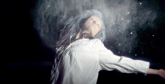 To Ride on the Curled Clouds - Nicola Taylor